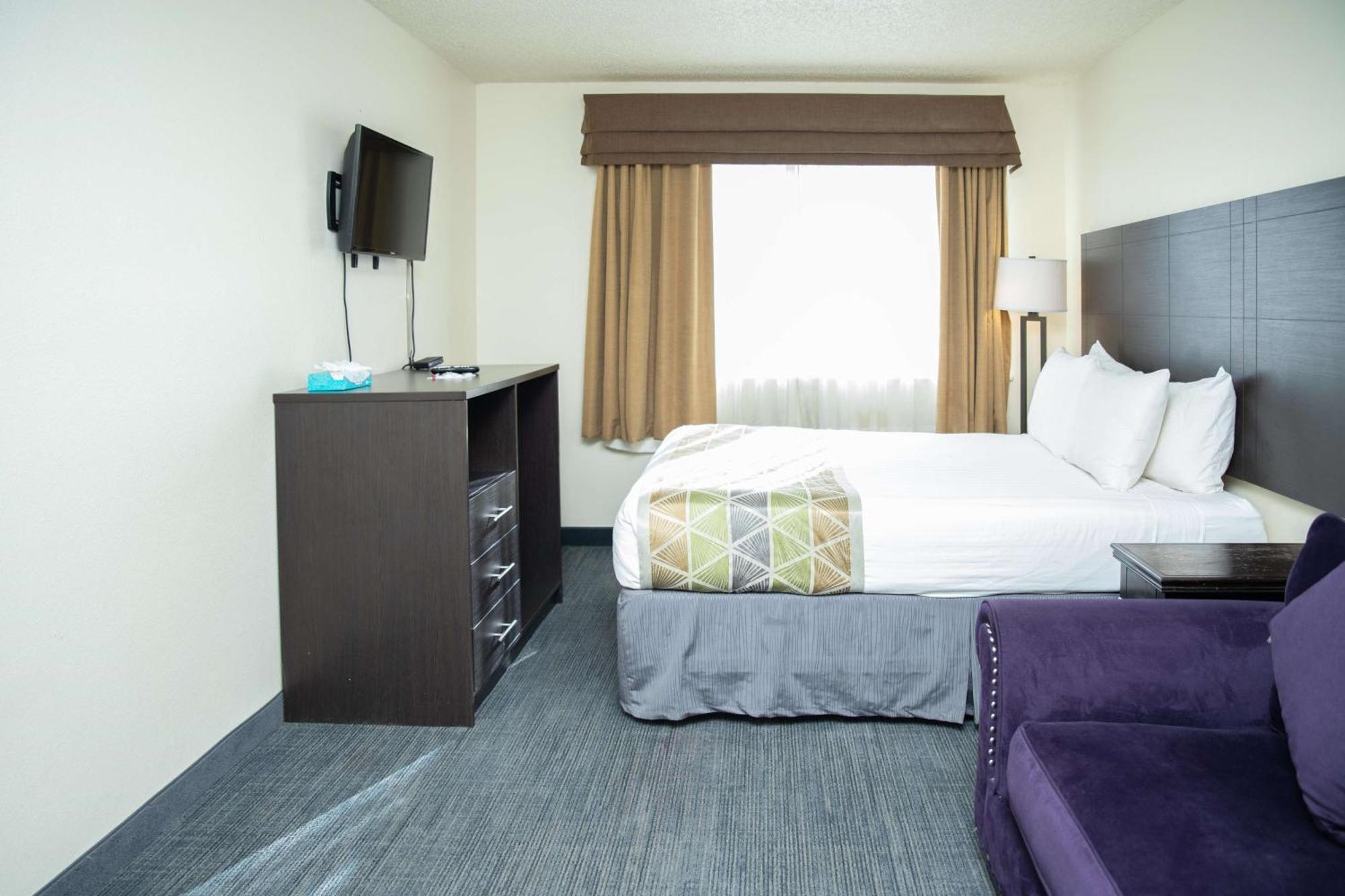 Surestay Plus By Best Western 몬트로즈 외부 사진